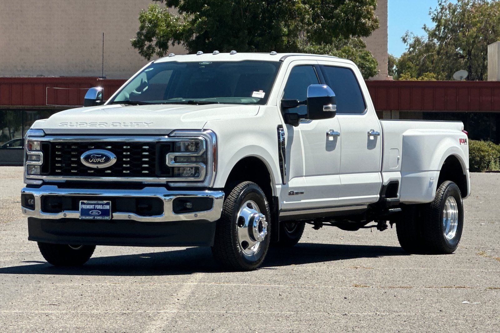 2026 Ford F-350SD Lariat DRW