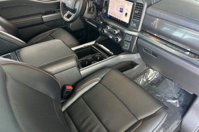2025 Ford F-350SD Lariat DRW