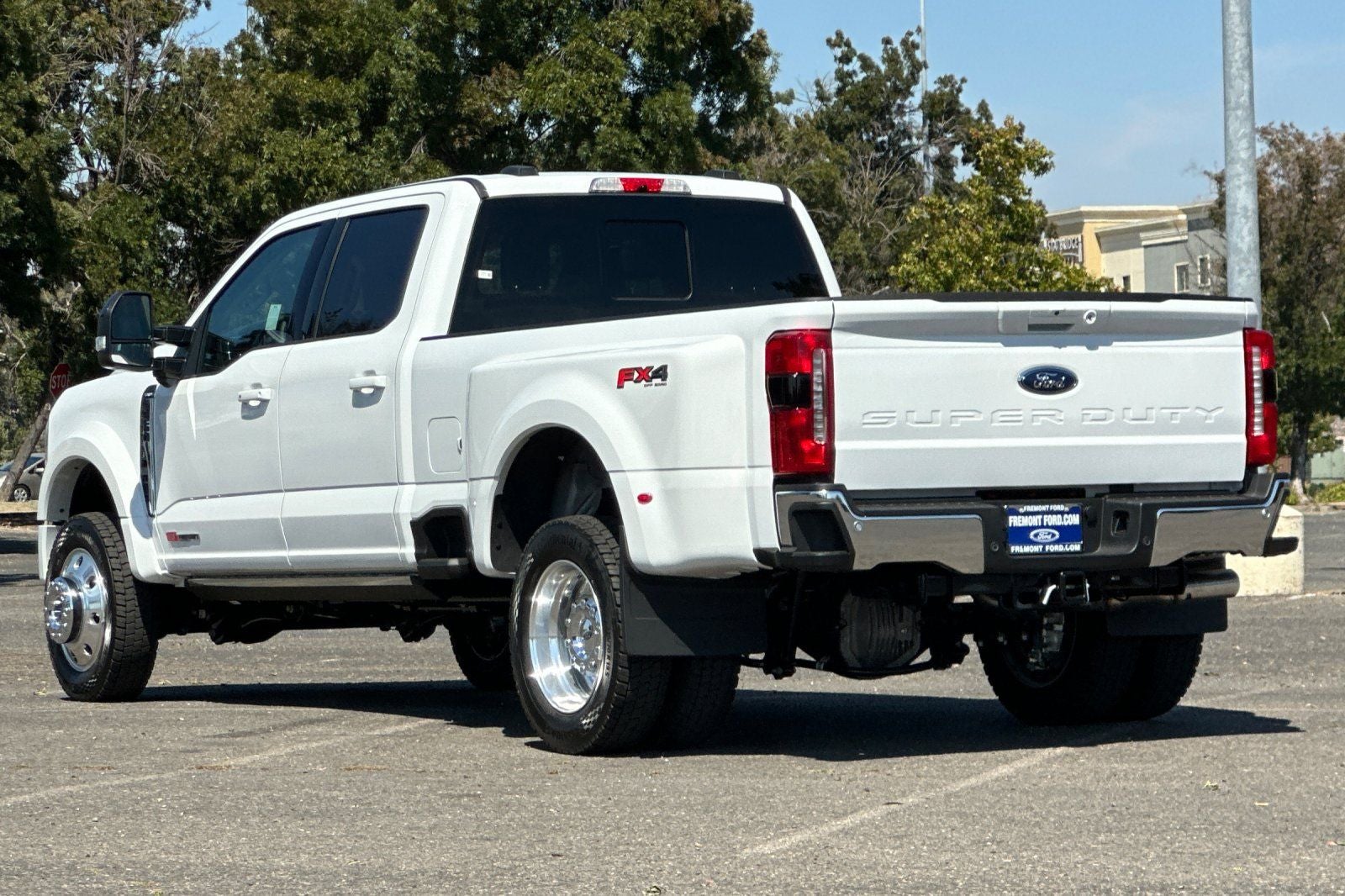 2026 Ford F-450SD Lariat DRW