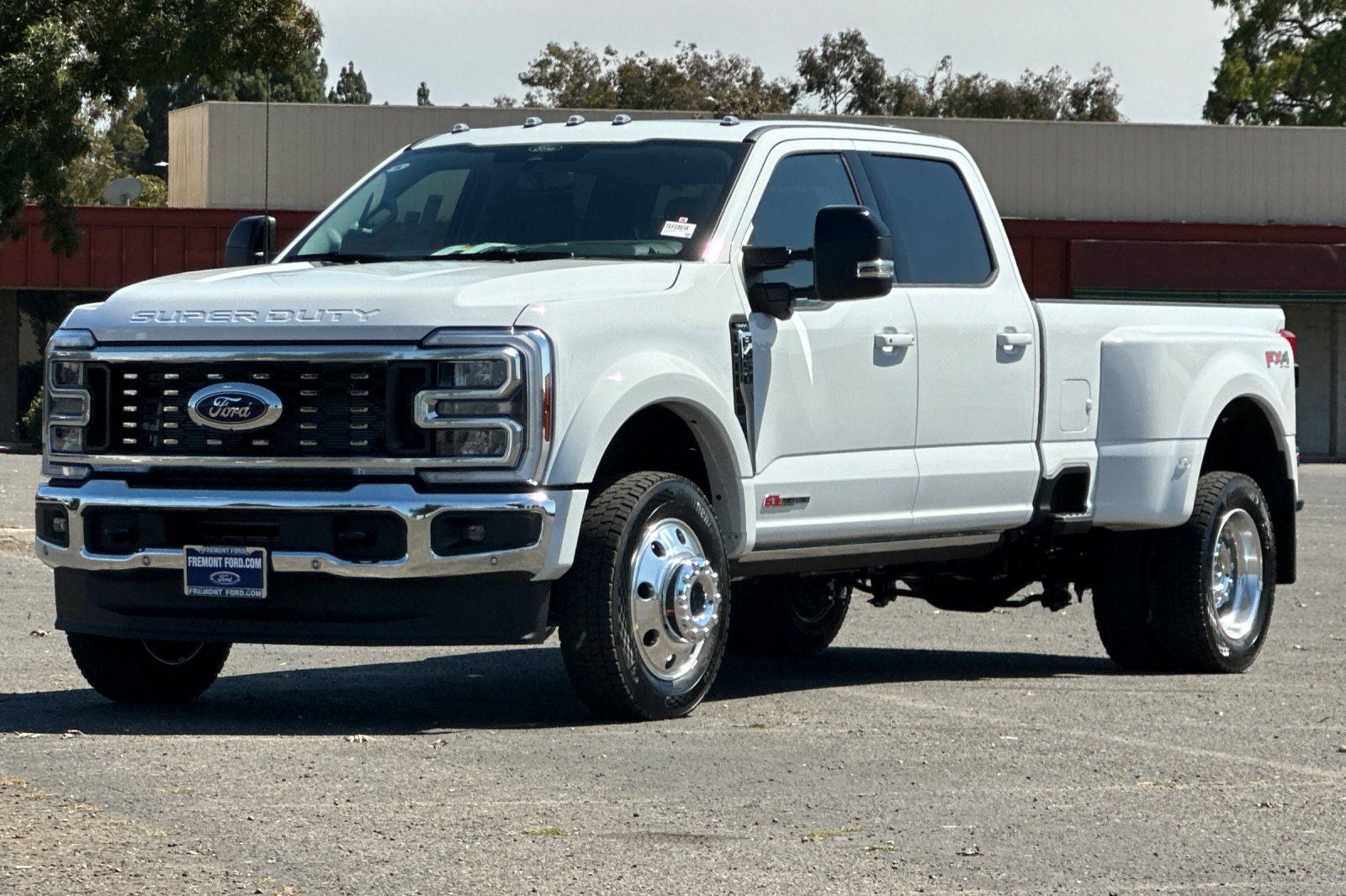2026 Ford F-450SD Lariat DRW