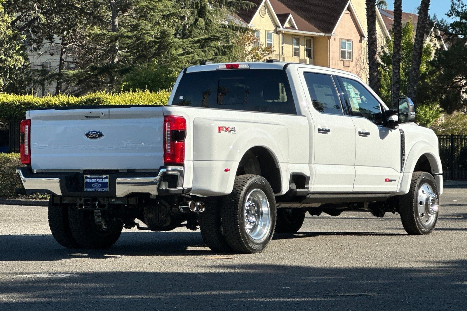 2026 Ford F-450SD Lariat DRW