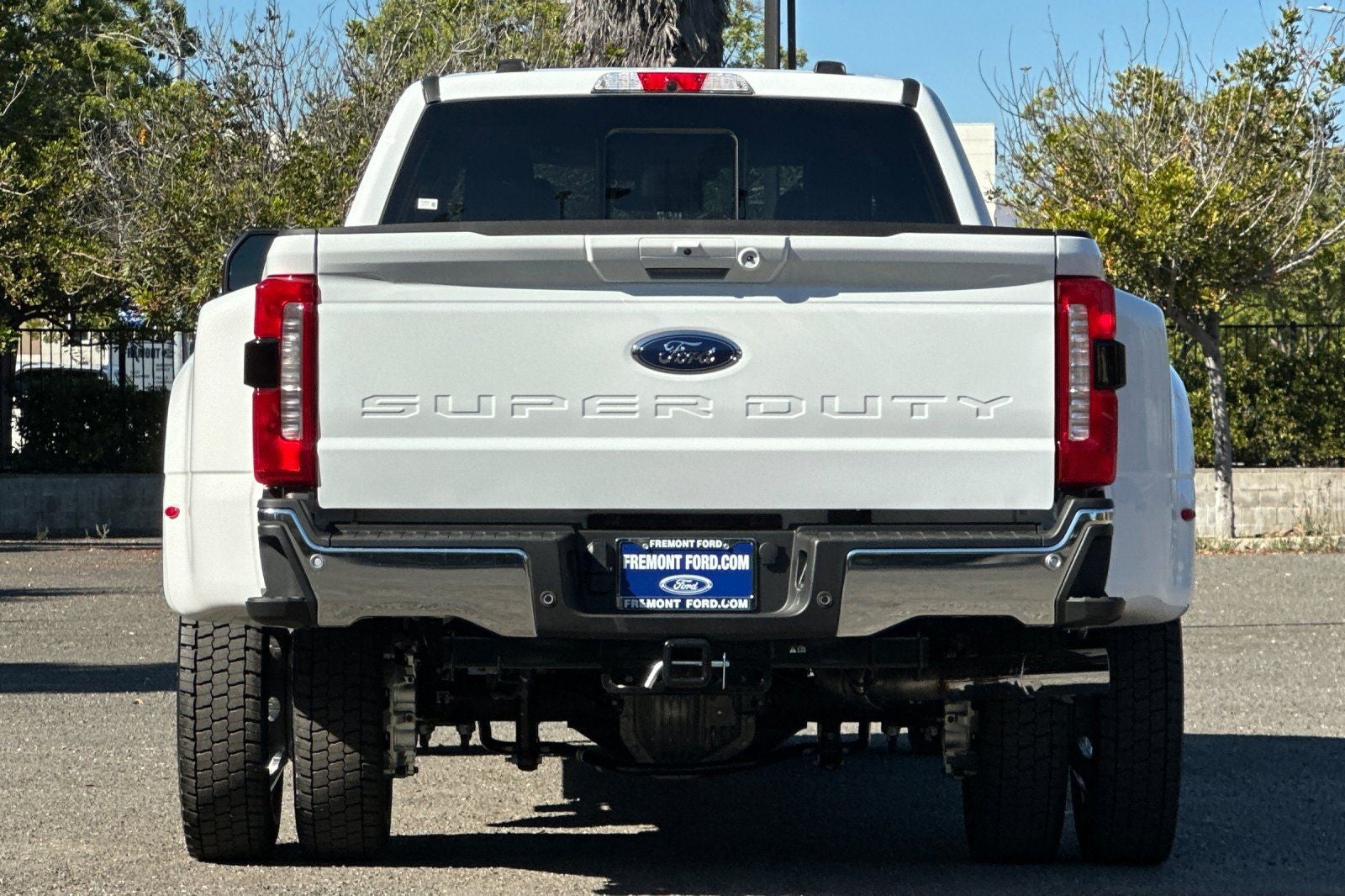 2026 Ford F-450SD Lariat DRW