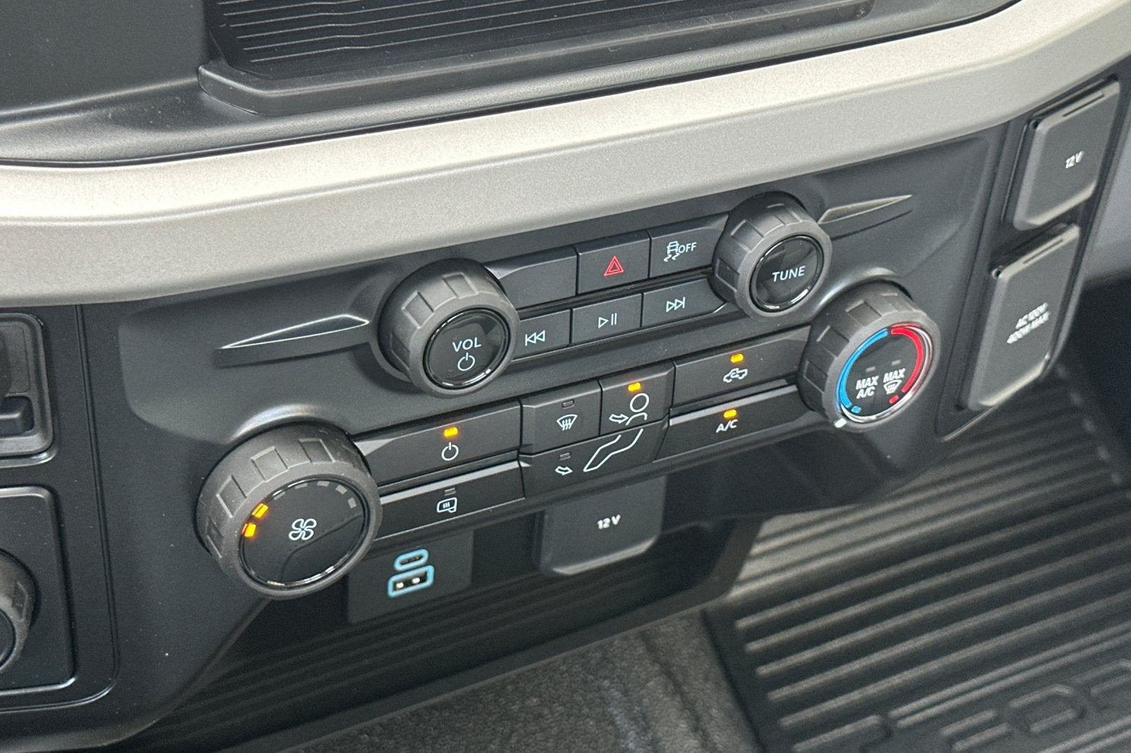 2027 Ford F-250SD XL
