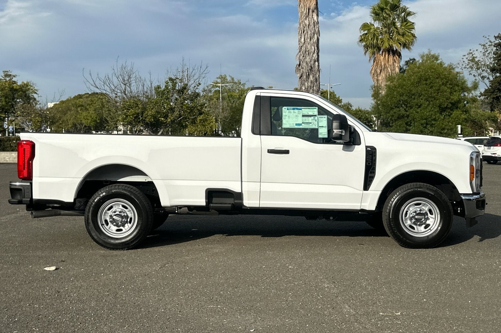 2027 Ford F-250SD XL