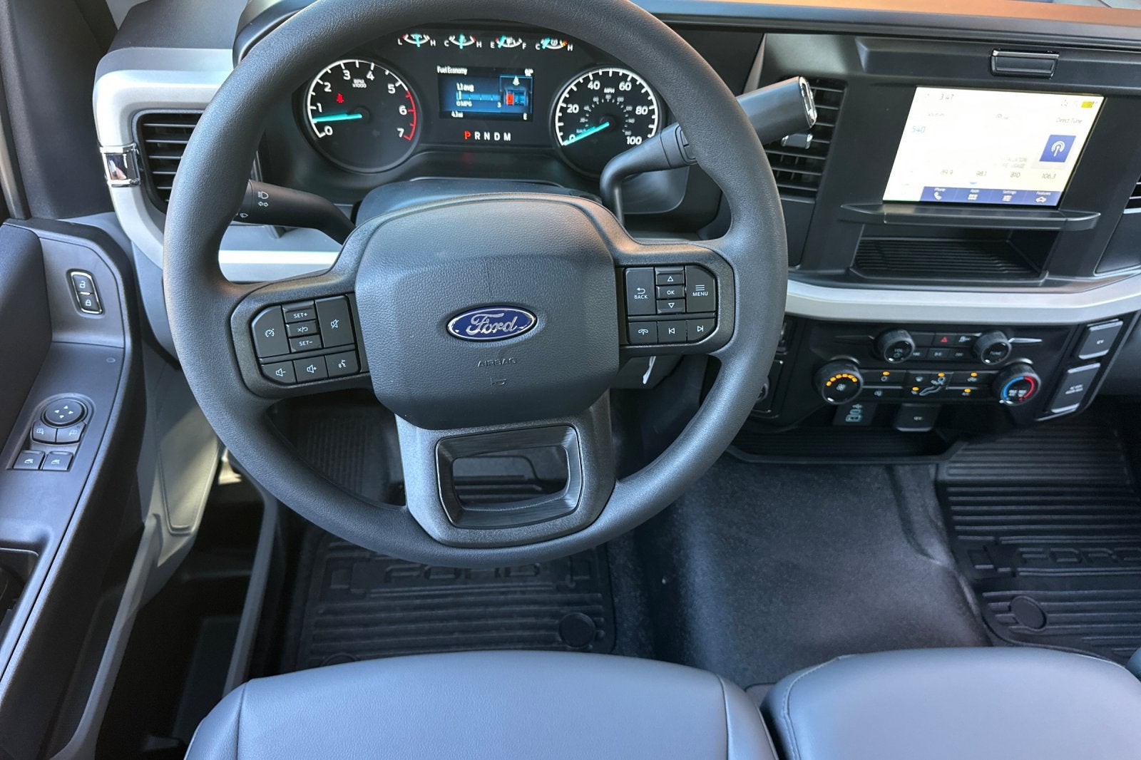 2027 Ford F-250SD XL
