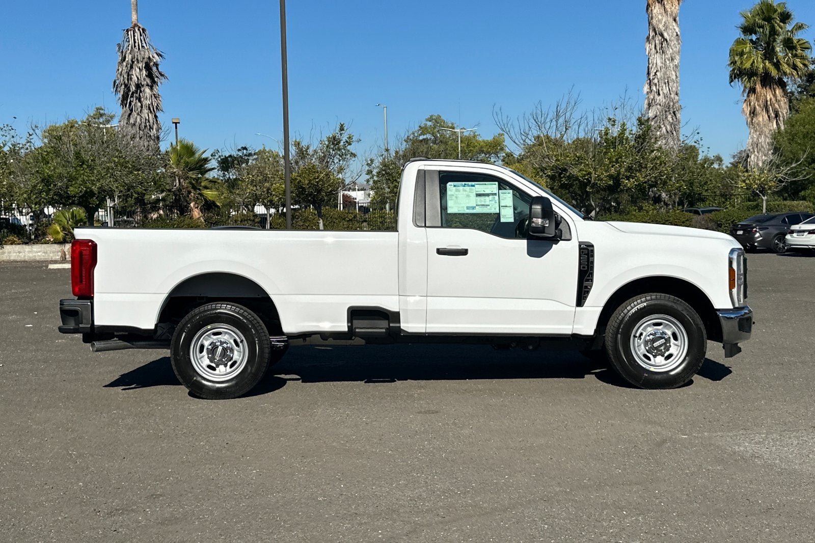 2027 Ford F-250SD XL