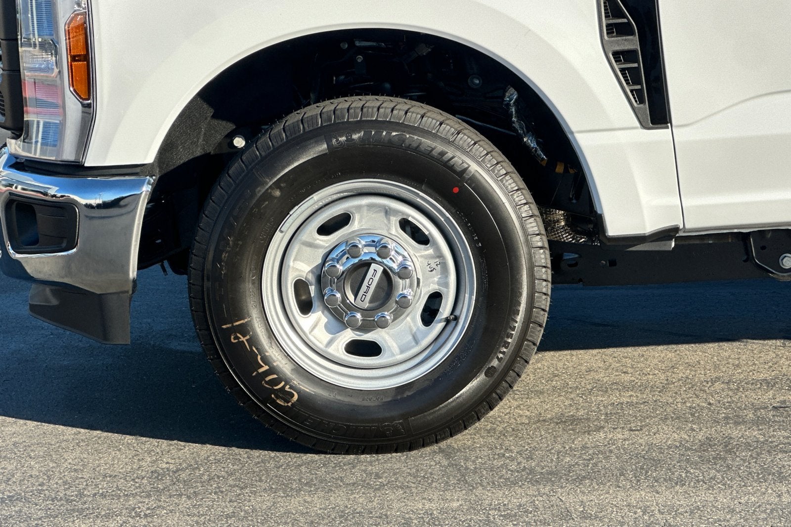 2027 Ford F-250SD XL