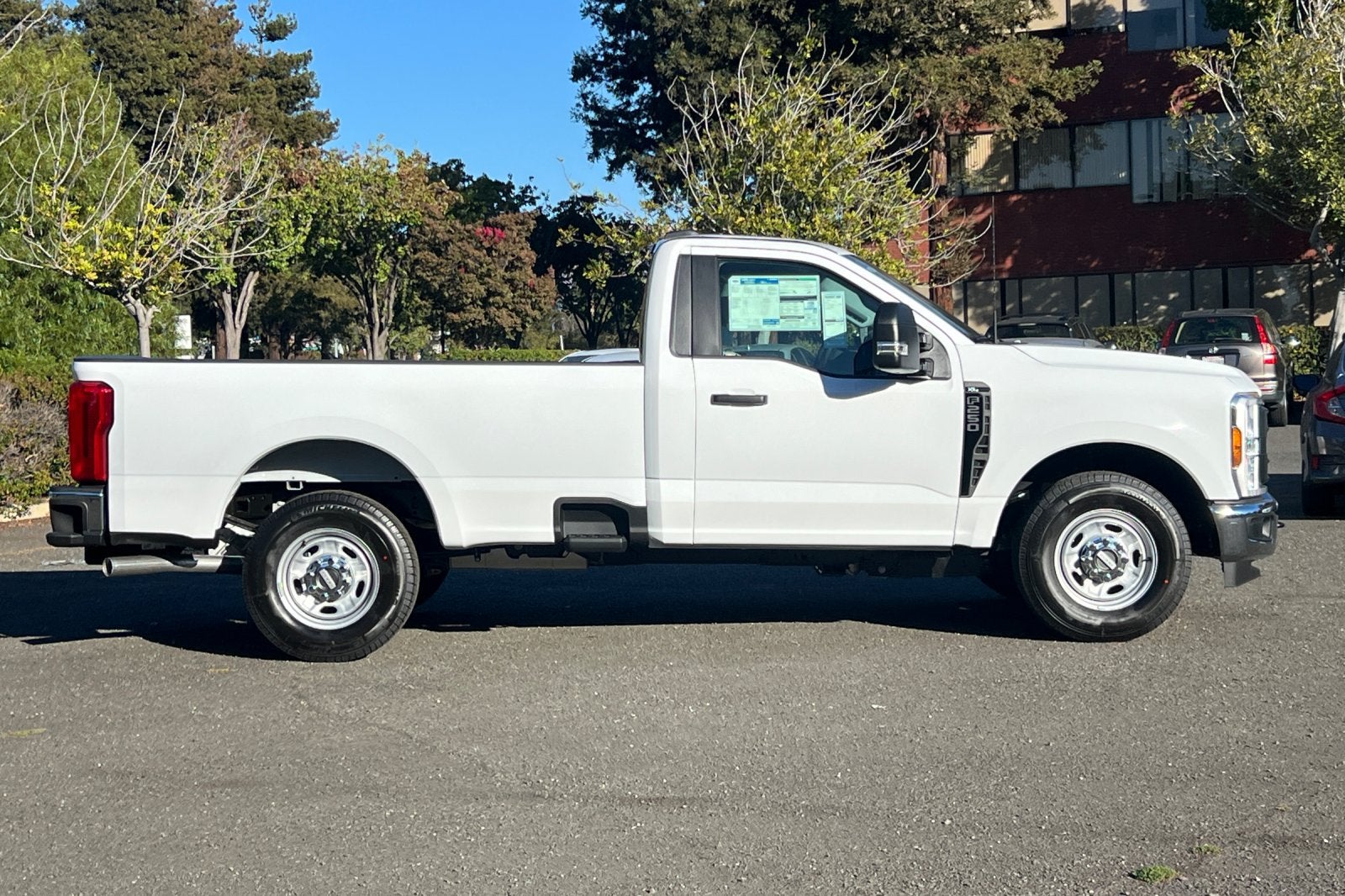 2027 Ford F-250SD XL