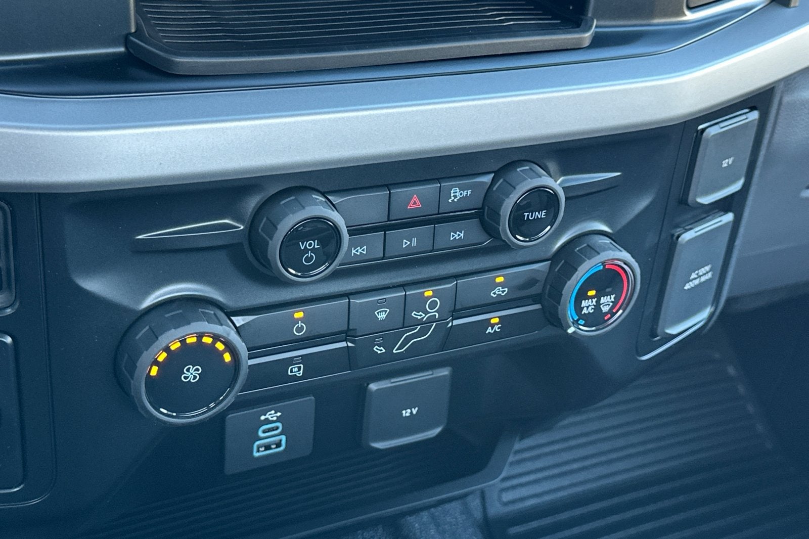 2027 Ford F-250SD XL