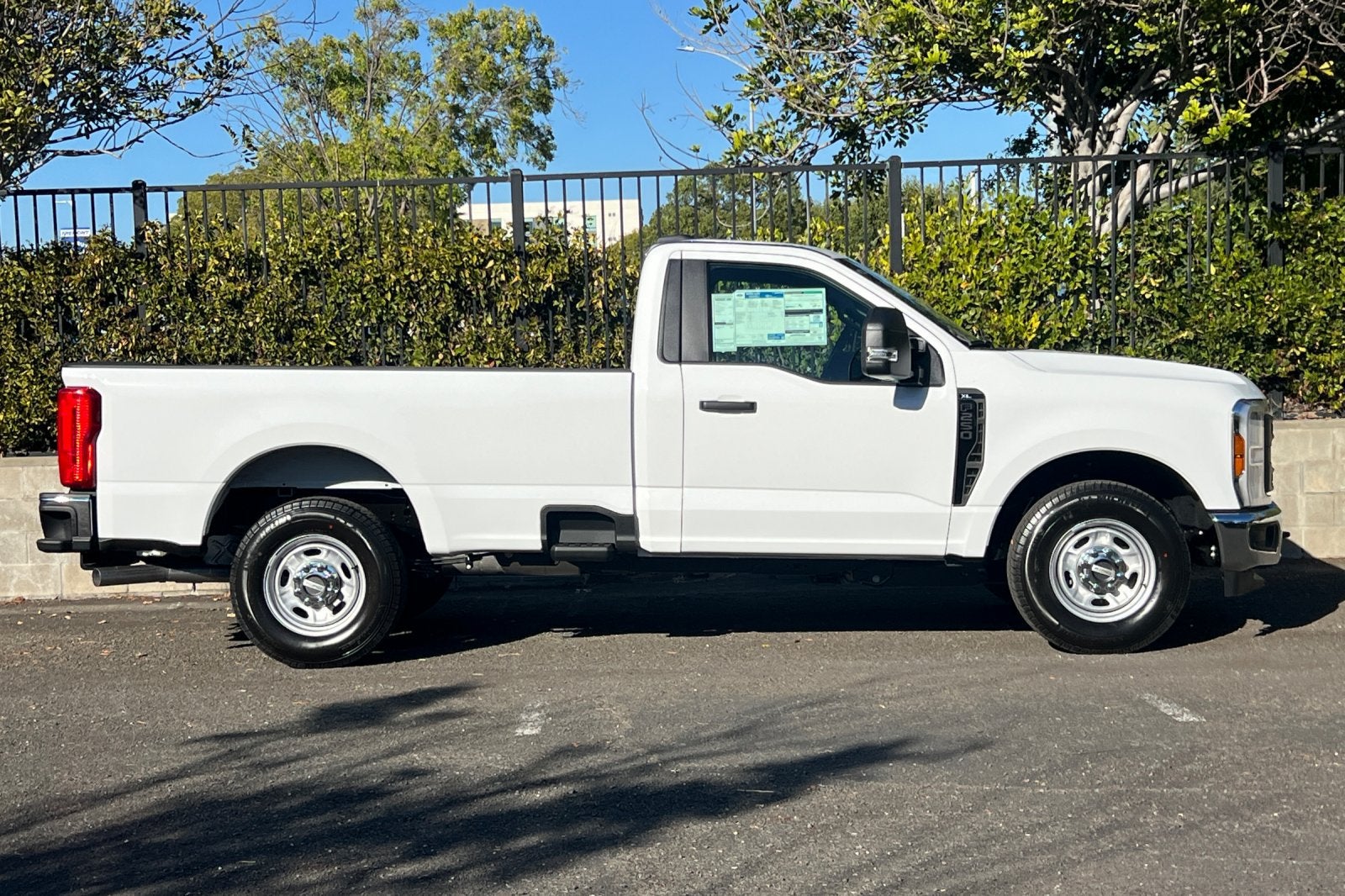 2027 Ford F-250SD XL