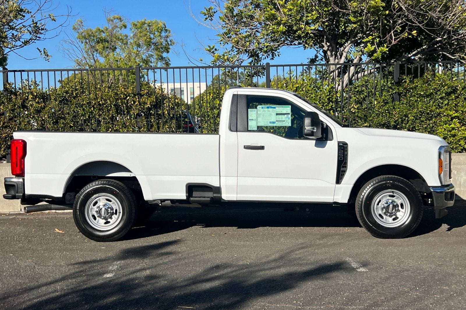 2027 Ford F-250SD XL