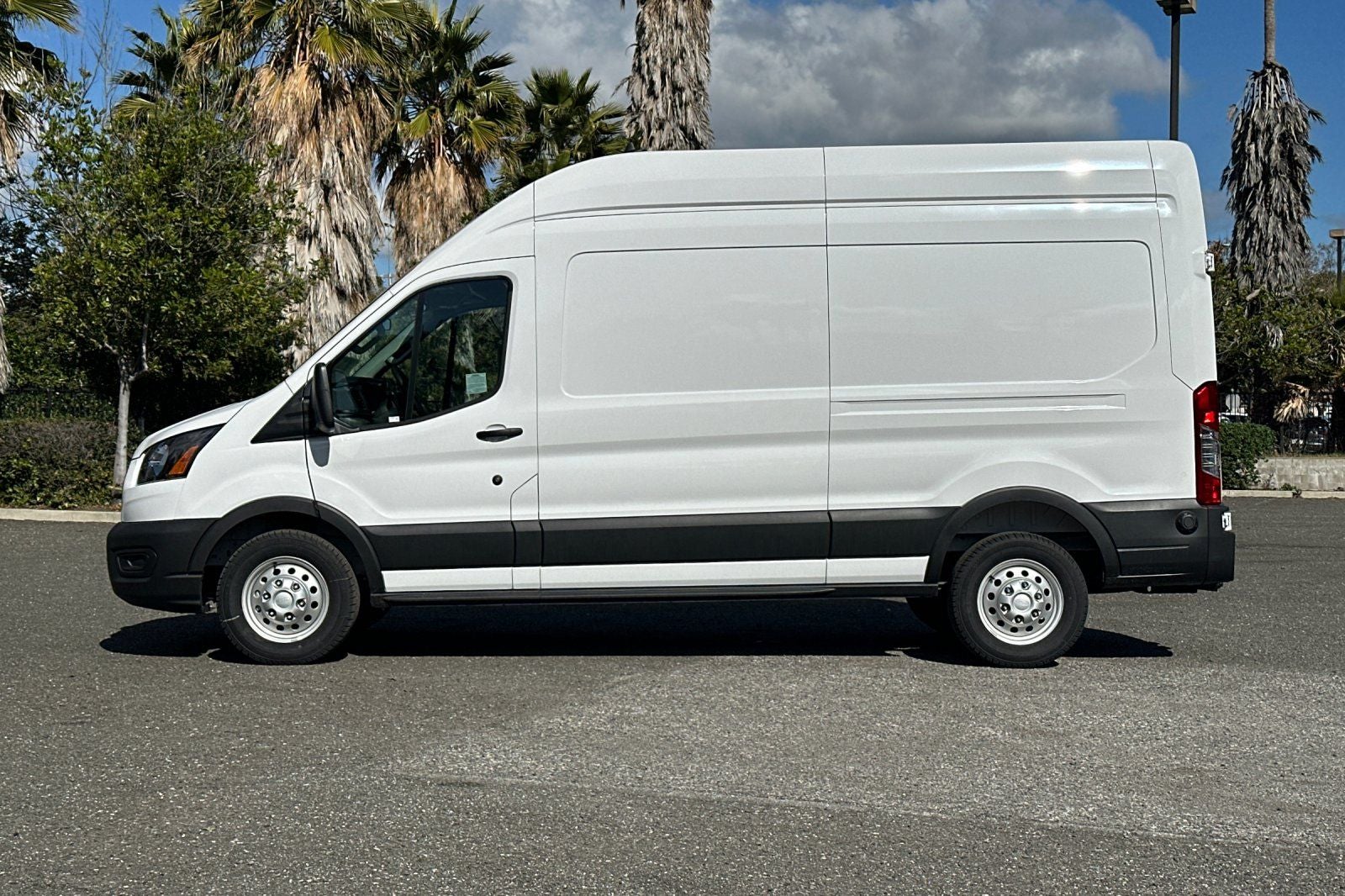 2025 Ford Transit-350 Base