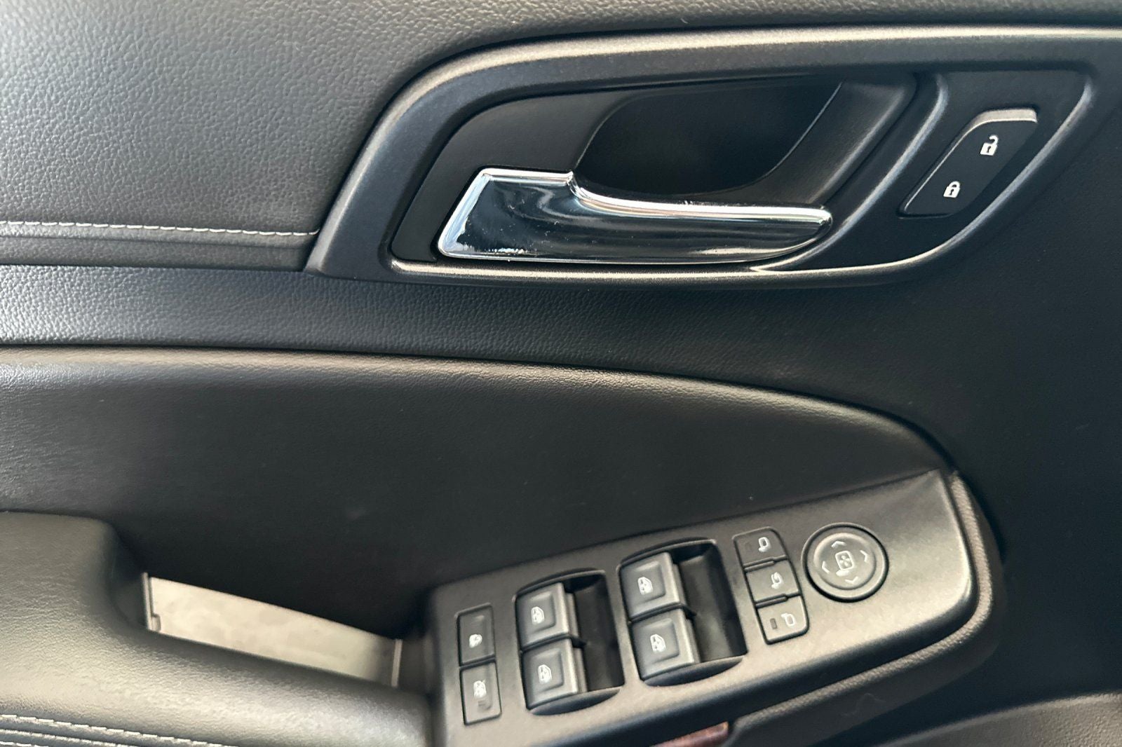 2020 GMC Yukon XL SLT