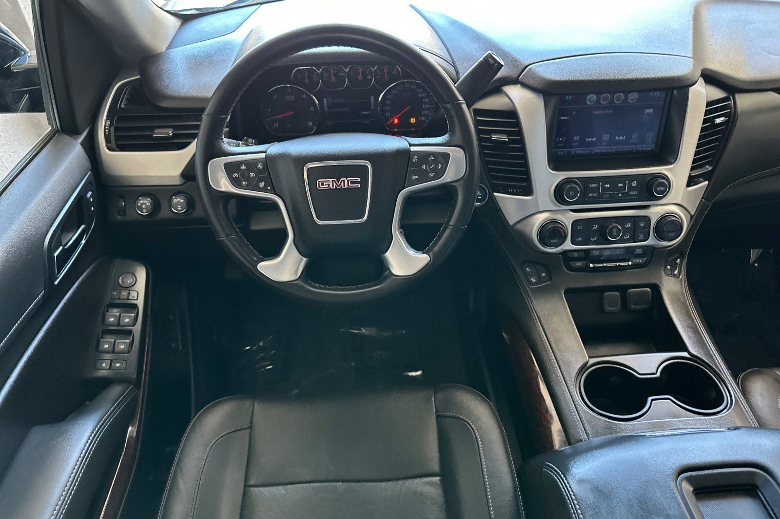2020 GMC Yukon XL SLT