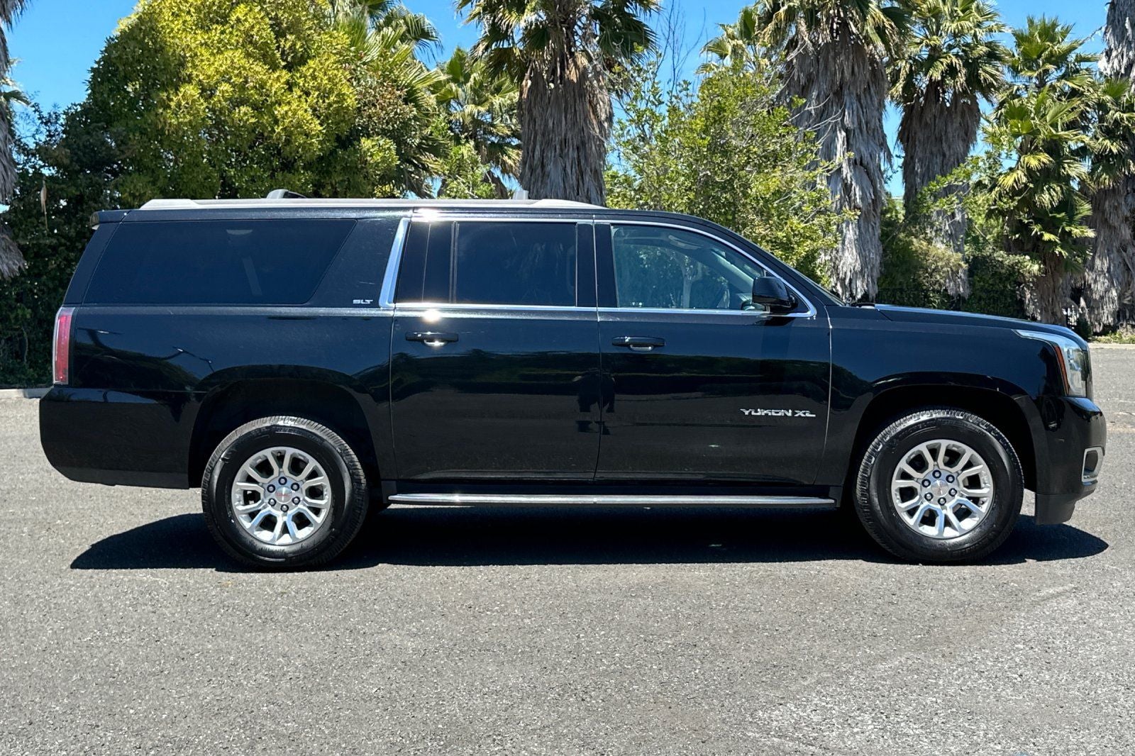 2020 GMC Yukon XL SLT