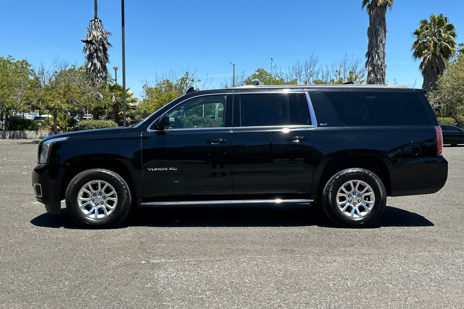 2020 GMC Yukon XL SLT