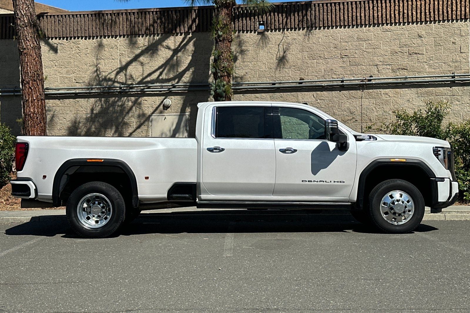 2024 GMC Sierra 3500HD Denali Ultimate