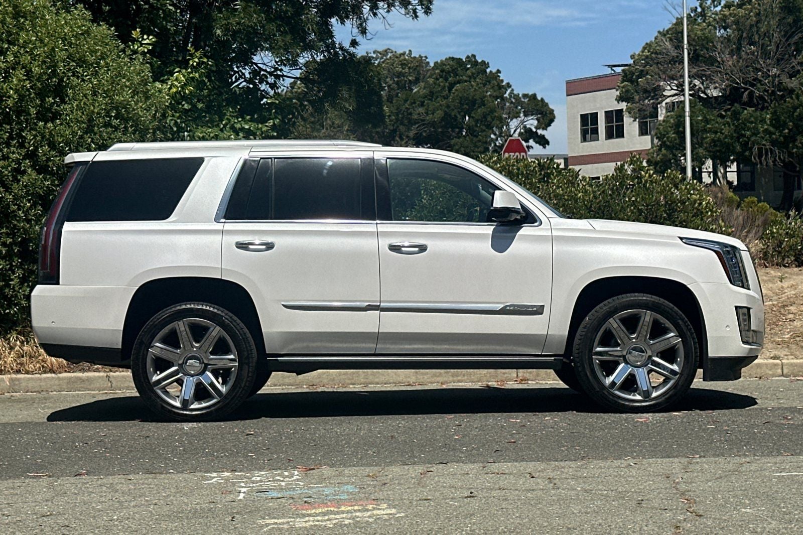 2018 Cadillac Escalade Premium Luxury