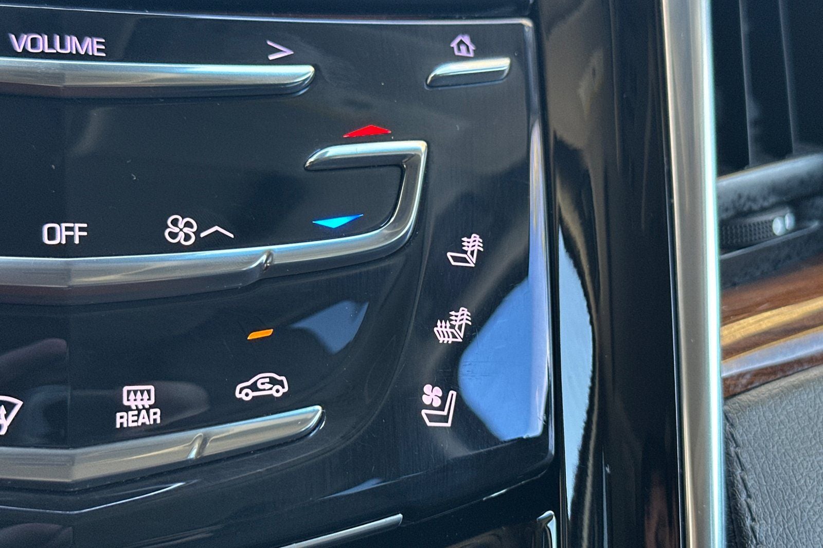 2018 Cadillac Escalade Premium Luxury