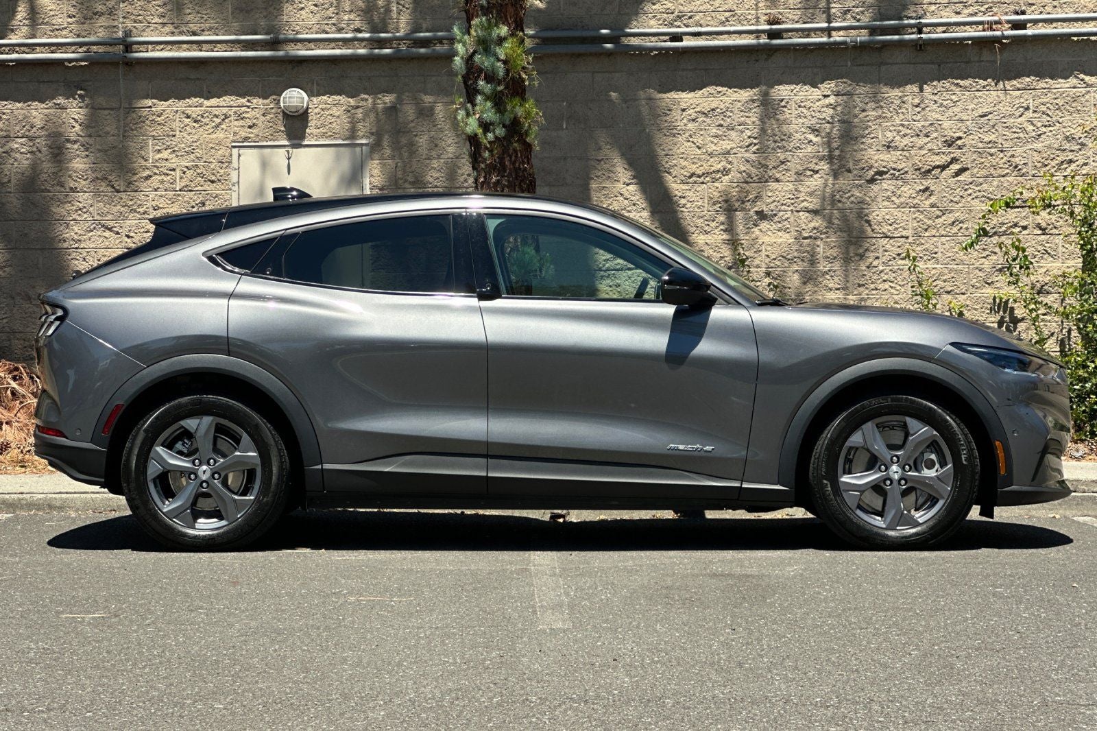 2023 Ford Mustang Mach-E Select