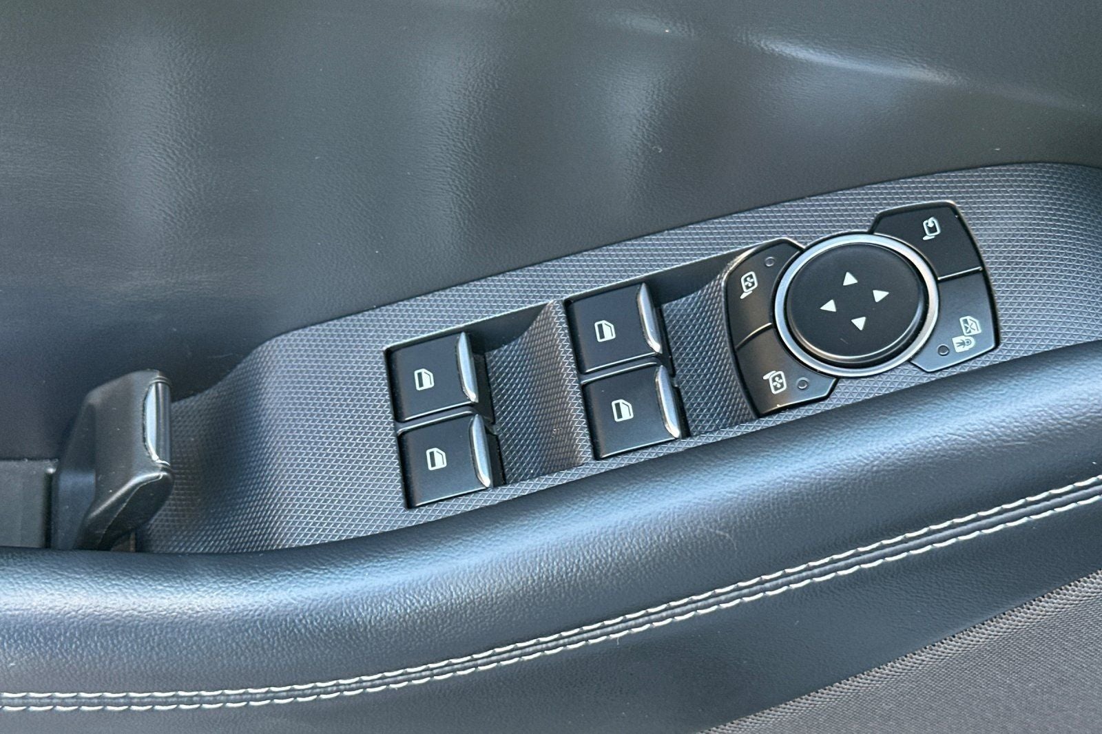 2023 Ford Mustang Mach-E California Route 1
