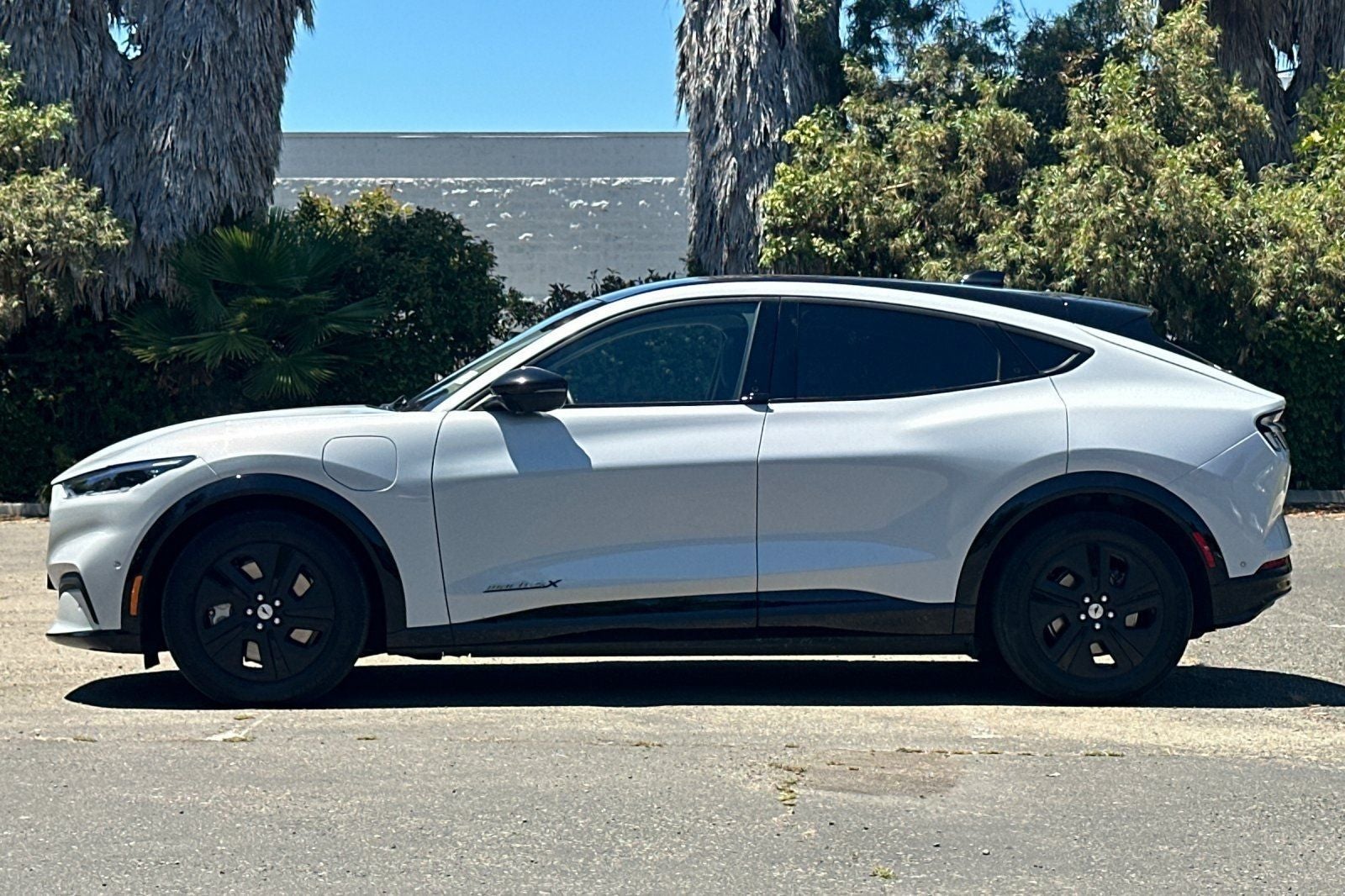 2023 Ford Mustang Mach-E California Route 1