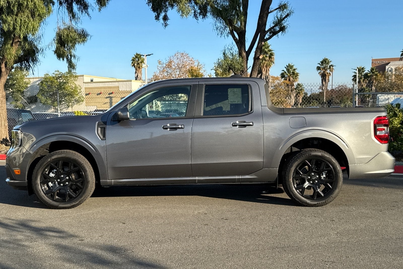 2025 Ford Maverick Lobo Standard