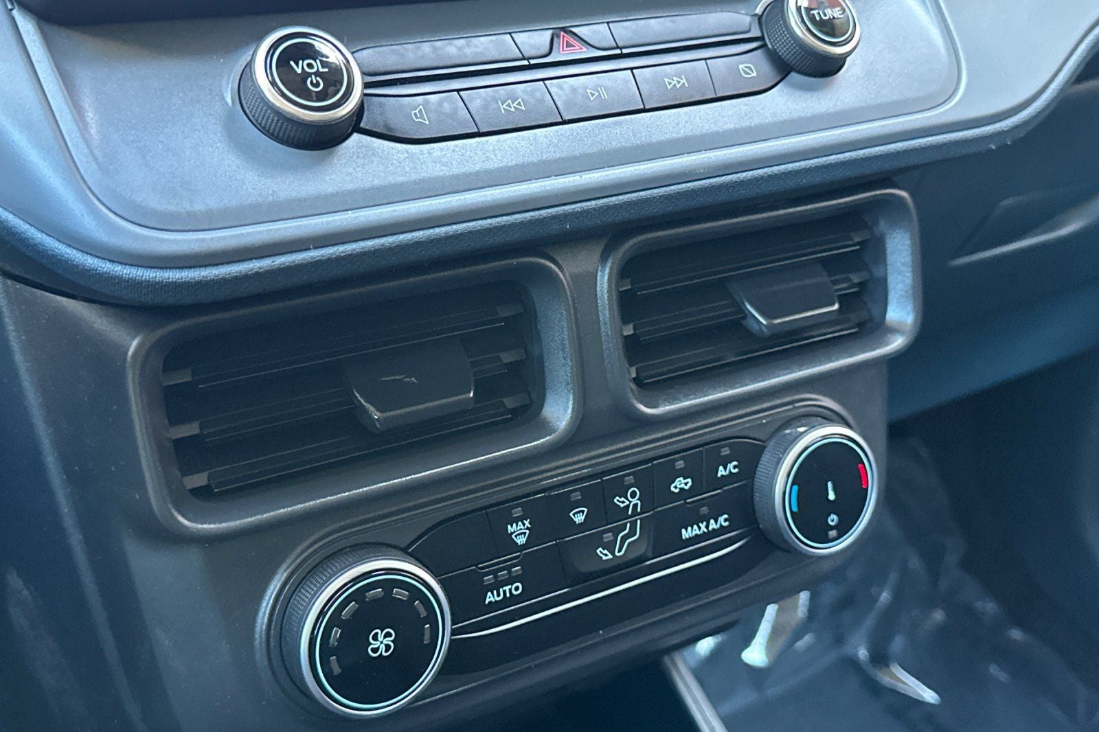 2024 Ford Maverick XL