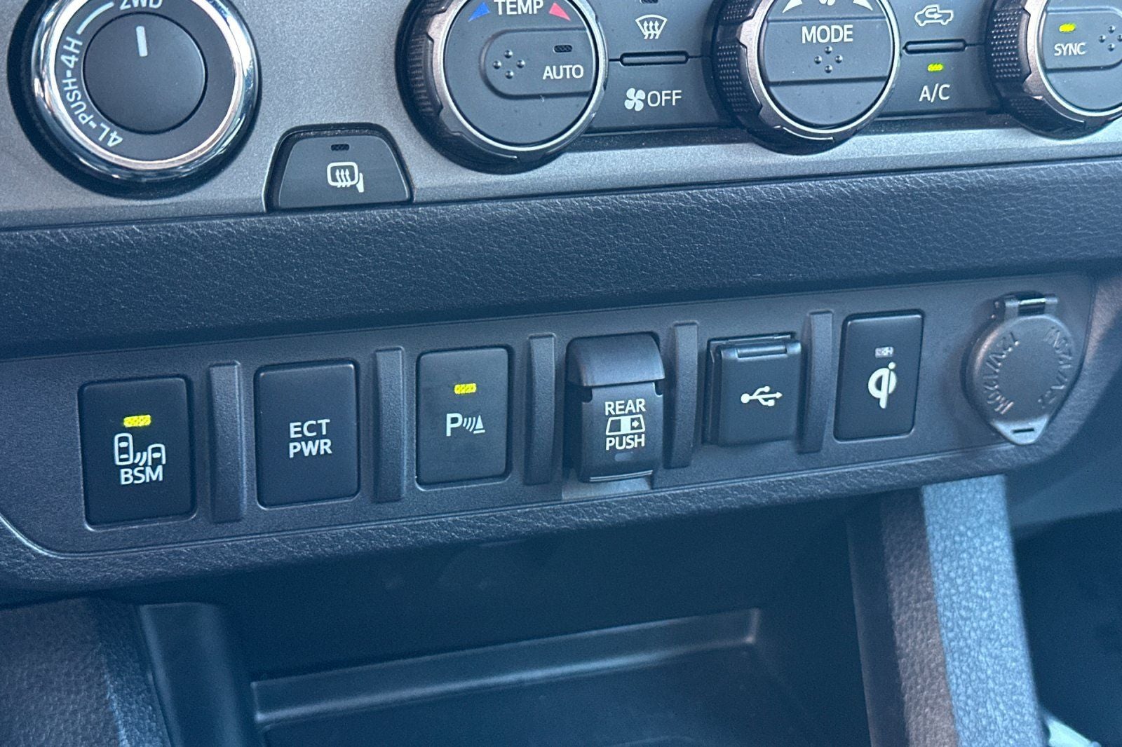 2023 Toyota Tacoma TRD Off-Road V6