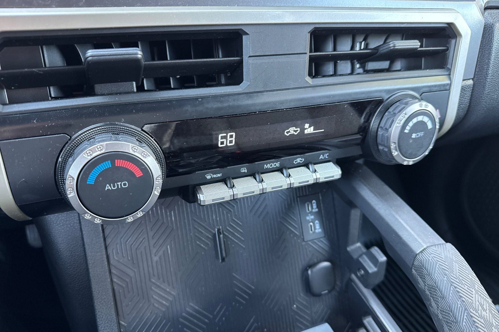 2025 Toyota Tacoma TRD Off-Road
