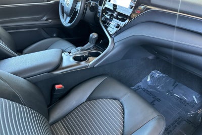 2024 Toyota Camry Hybrid SE