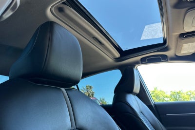 2024 Toyota Camry Hybrid SE