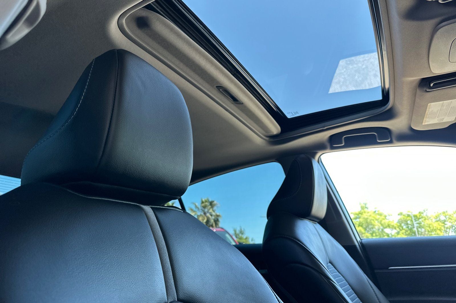 2024 Toyota Camry Hybrid SE