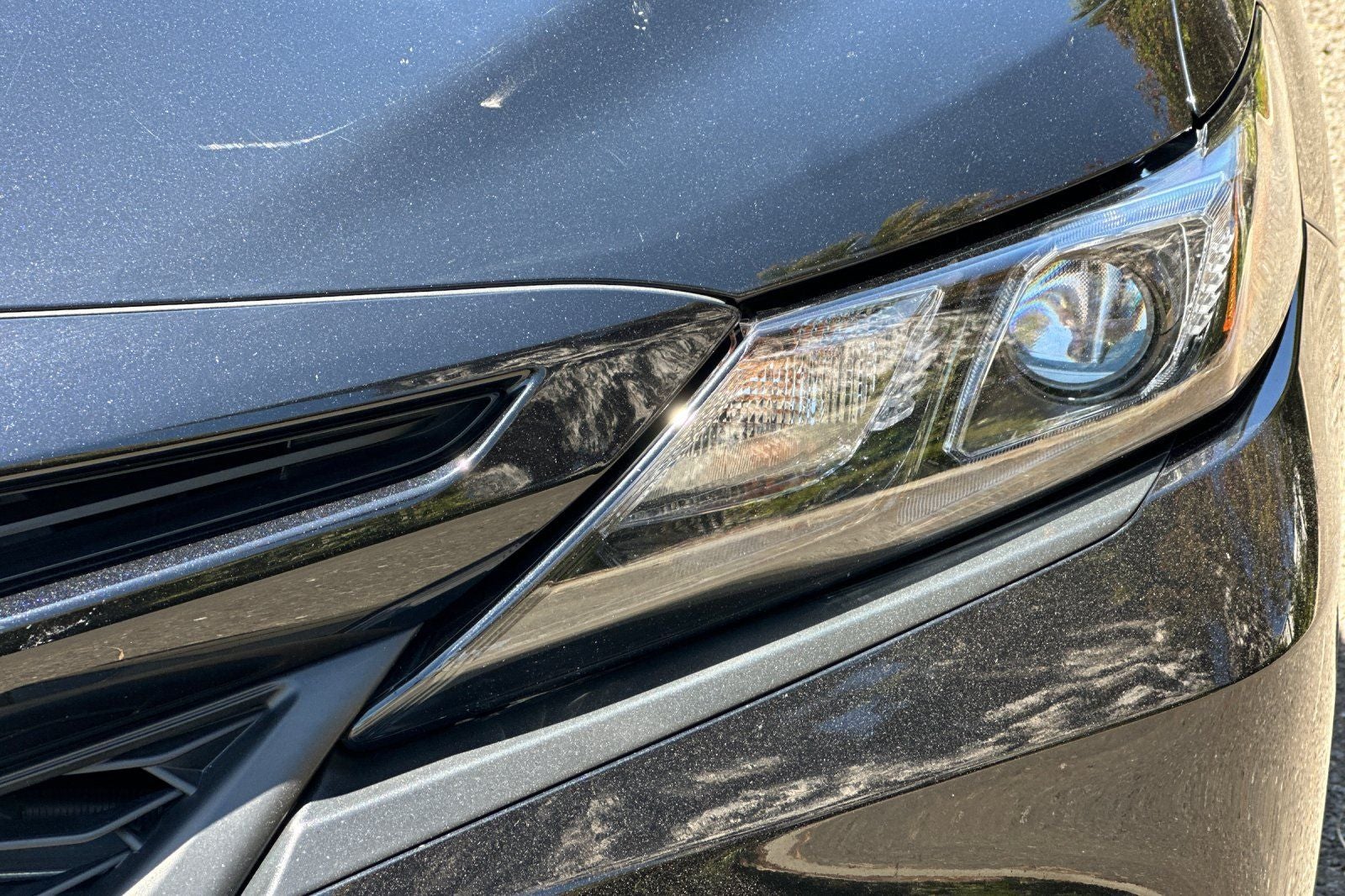 2024 Toyota Camry Hybrid SE