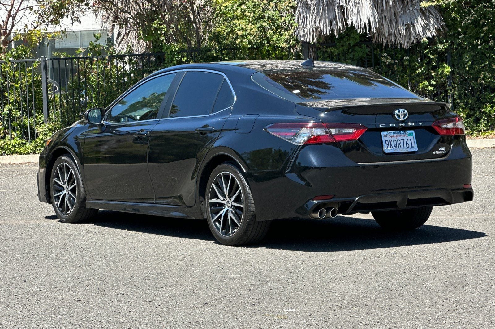 2024 Toyota Camry Hybrid SE