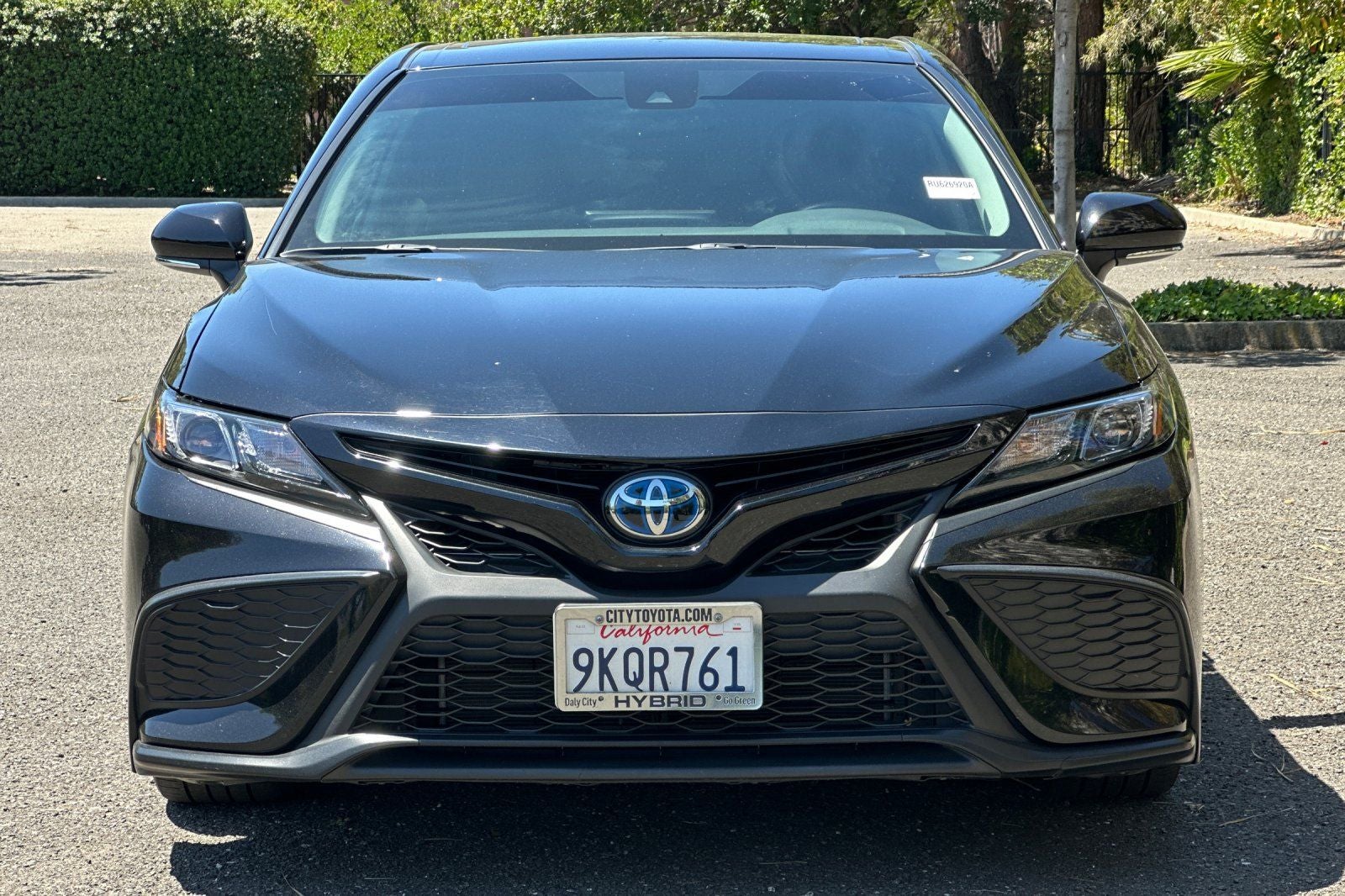 2024 Toyota Camry Hybrid SE