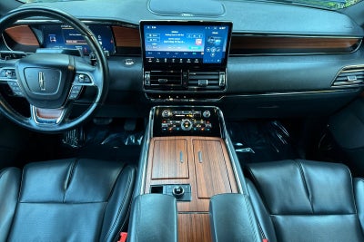 2024 Lincoln Navigator Premiere