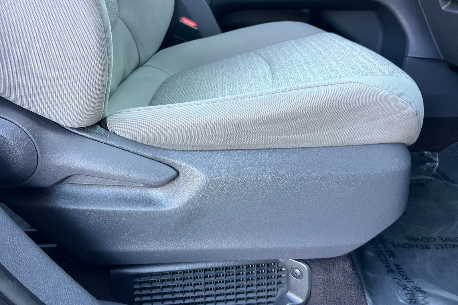 2021 Toyota Sienna LE 8 Passenger