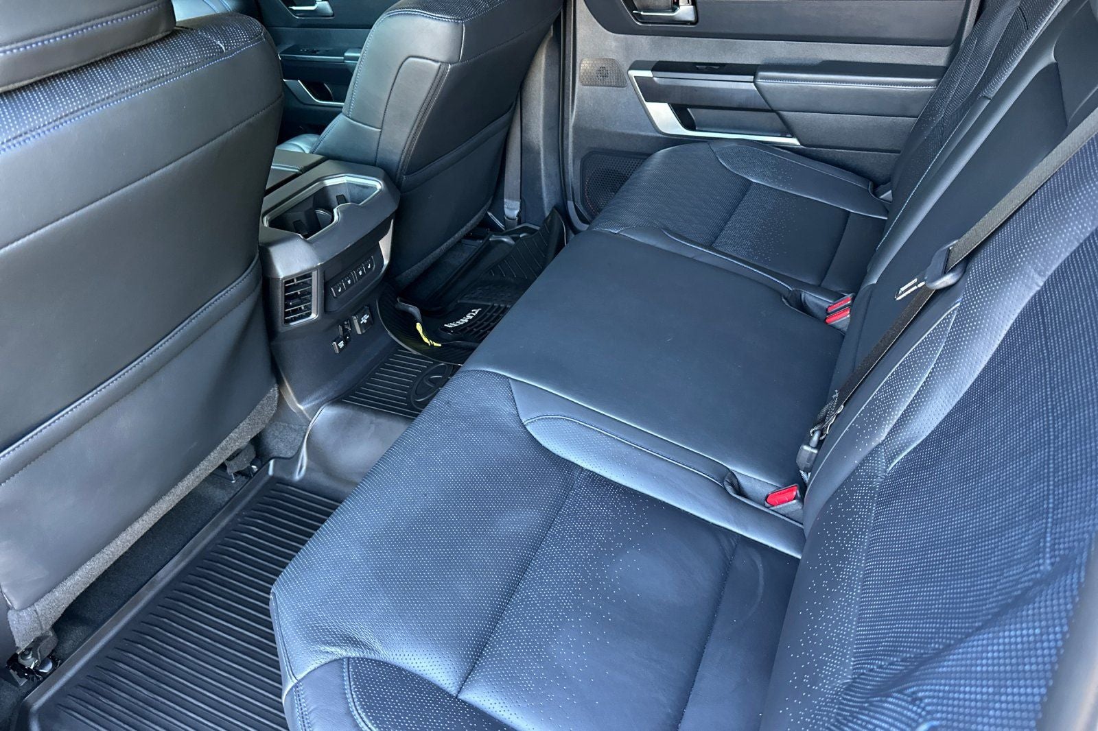 2023 Toyota Tundra Hybrid Platinum