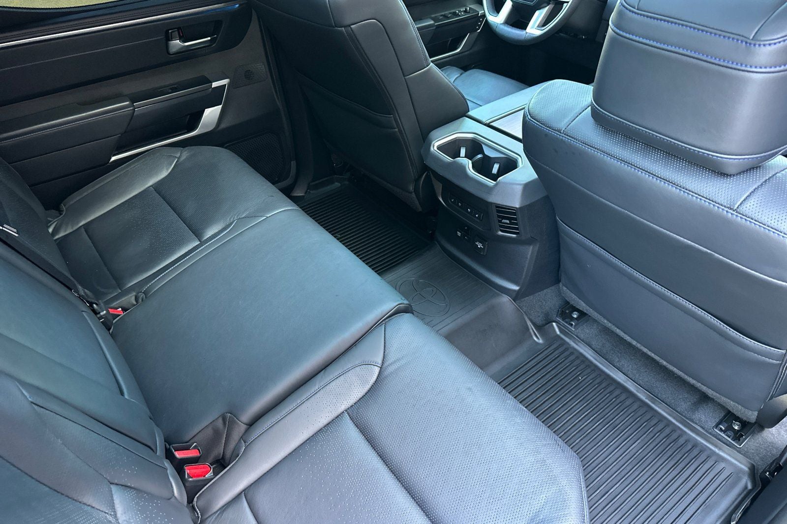 2023 Toyota Tundra Hybrid Platinum