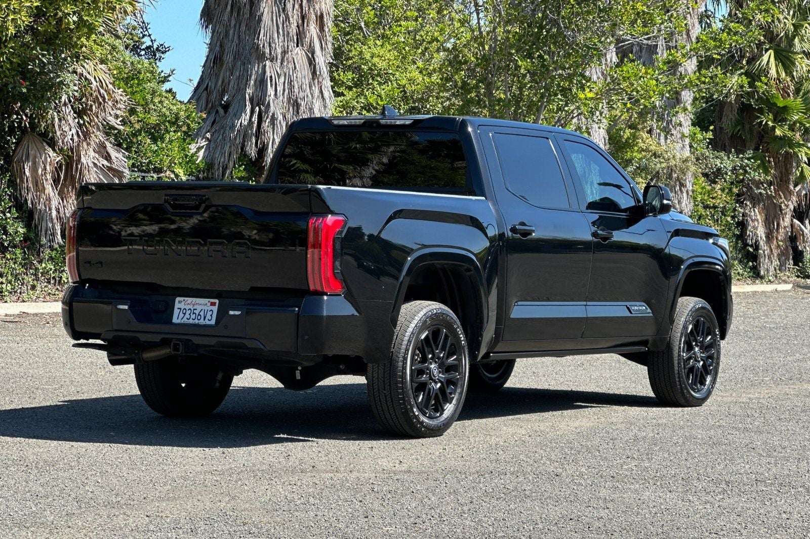 2023 Toyota Tundra Hybrid Platinum