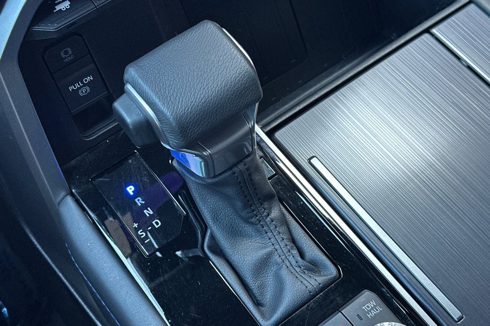 2023 Toyota Tundra Hybrid Platinum