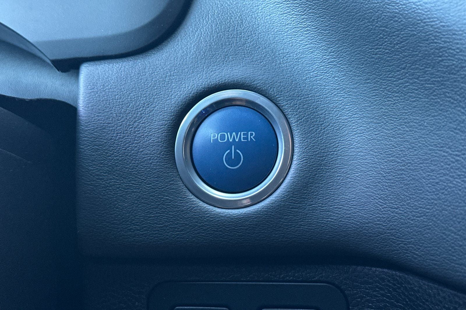 2023 Toyota Tundra Hybrid Platinum