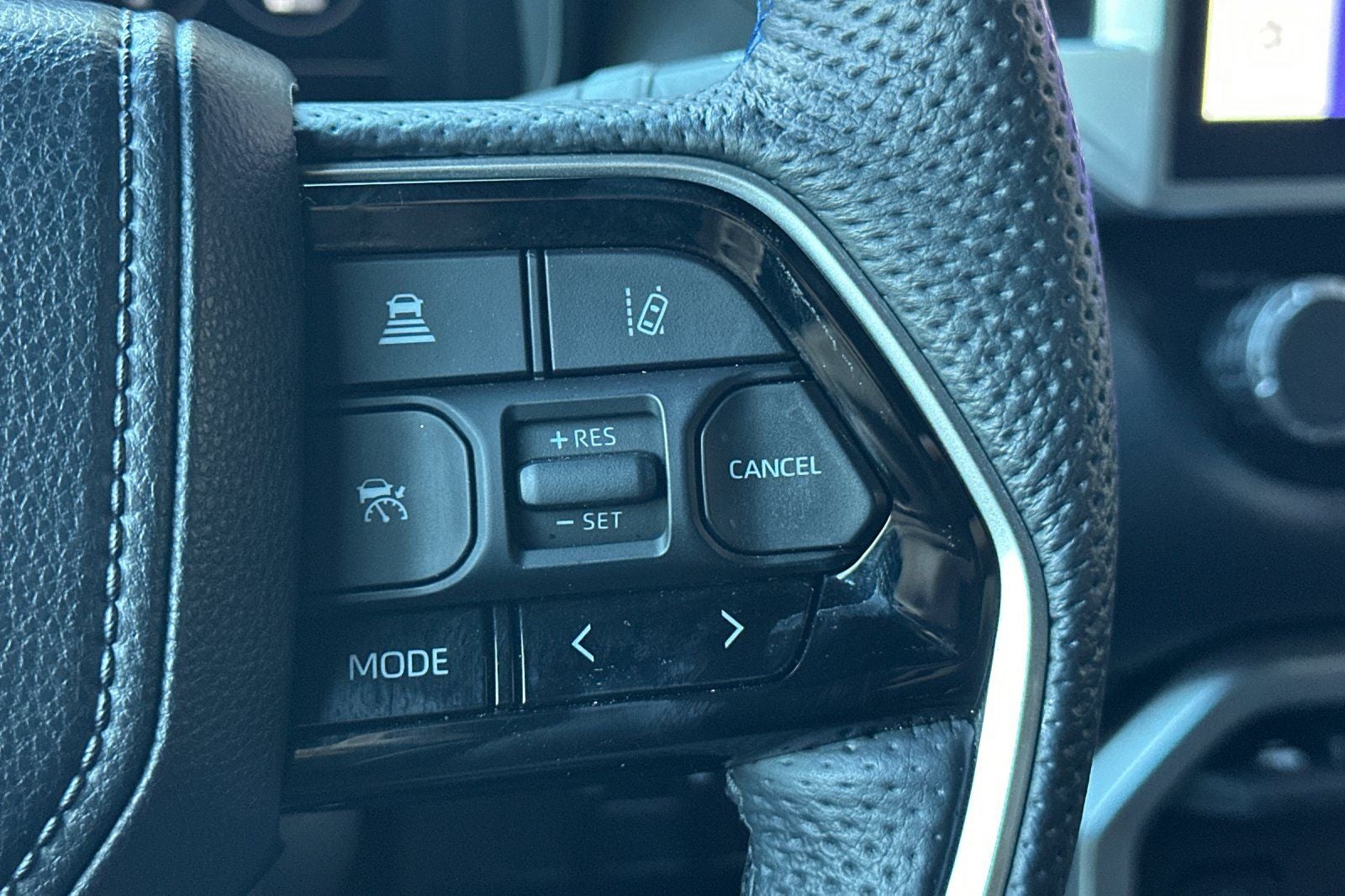 2023 Toyota Tundra Hybrid Platinum