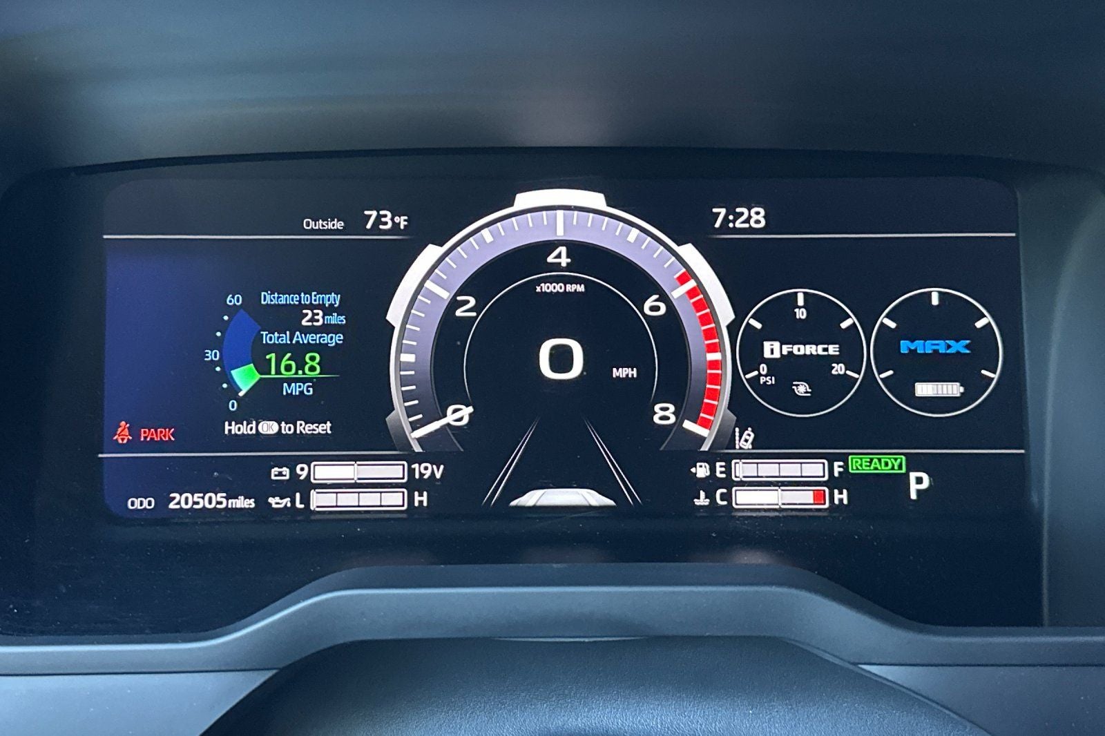 2023 Toyota Tundra Hybrid Platinum