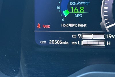 2023 Toyota Tundra Hybrid Platinum