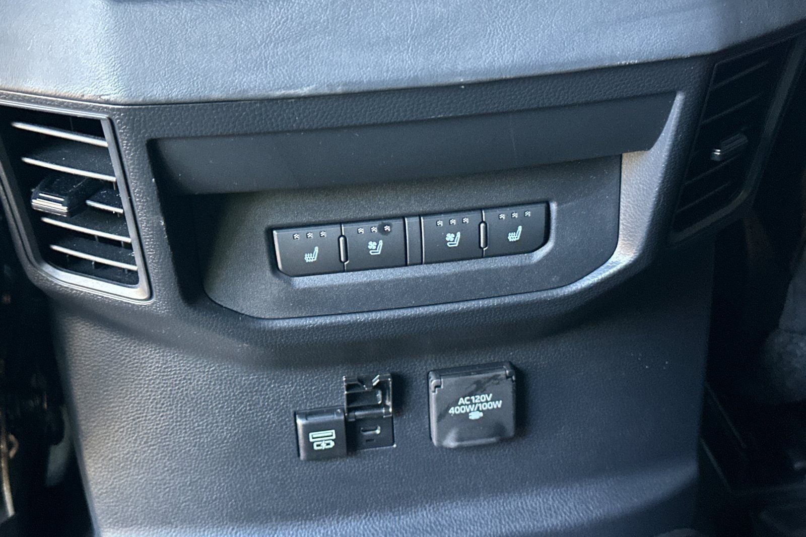 2023 Toyota Tundra Hybrid Platinum