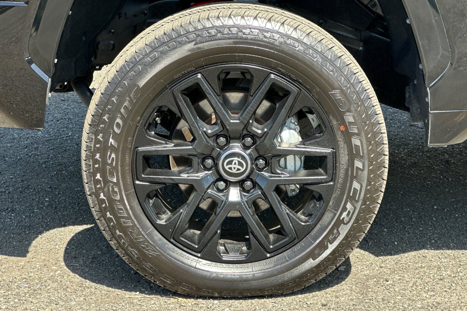 2023 Toyota Tundra Hybrid Platinum