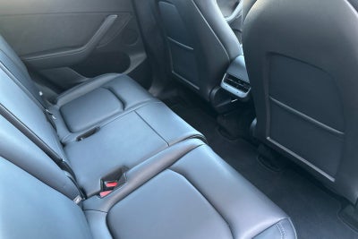 2025 Tesla Model Y Long Range