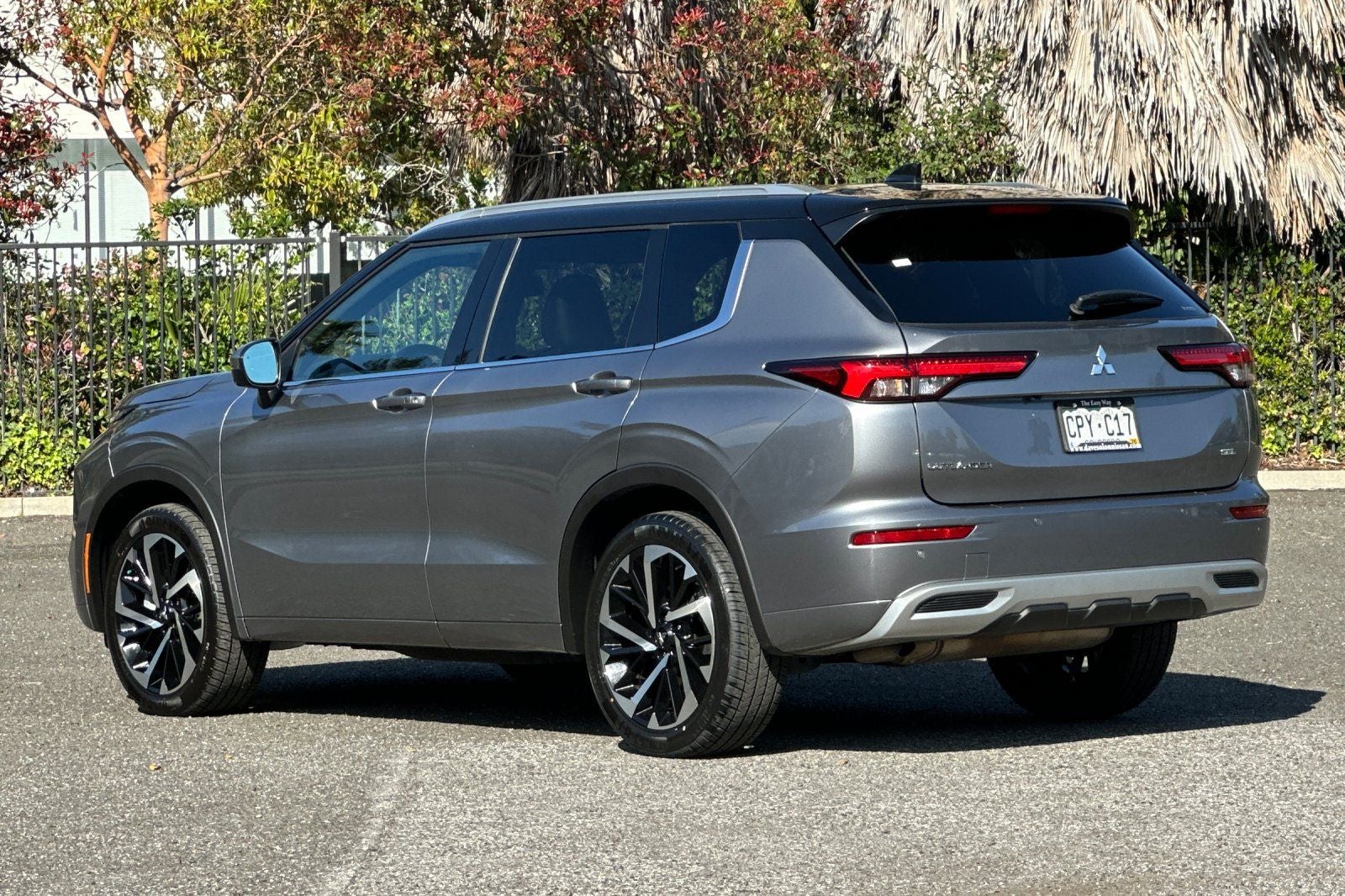 2024 Mitsubishi Outlander SEL